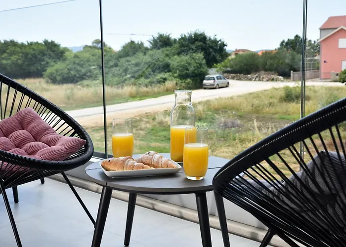 Appartement With Heated Rooftop Pool, *