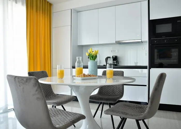 Appartement With Heated Rooftop Pool,