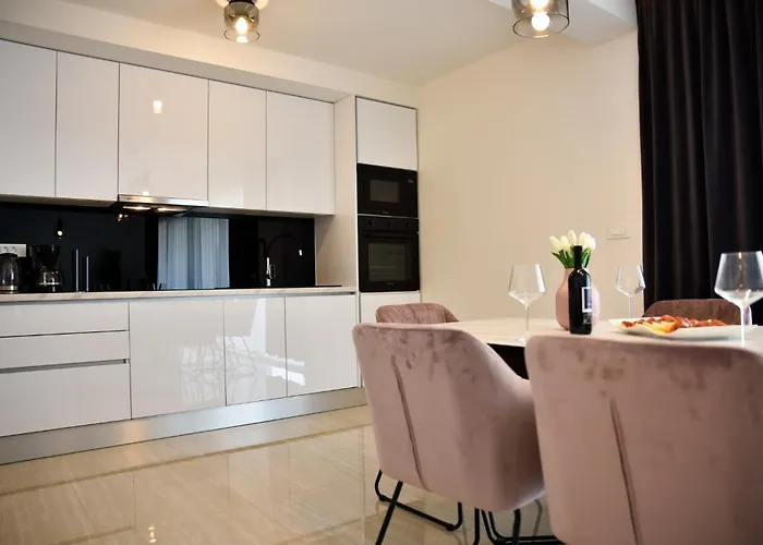 Appartement With Heated Rooftop Pool,