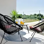 With Heated Rooftop Pool, Apartamento Bibinje