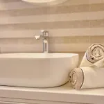 With Heated Rooftop Pool, Apartamento