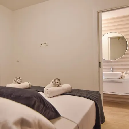 Апартаменты With Heated Rooftop Pool, Бибинье