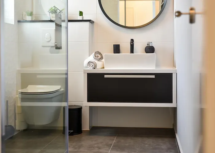 Apartman With Heated Rooftop Pool, Bibinje